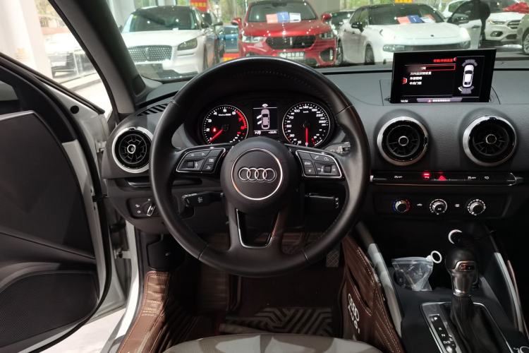 Used Audi A3 2020 Limousine 35 TFSI Fashion Edition China VI Emission Standard
