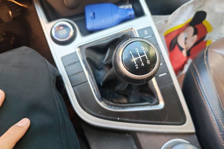 Used FORTHING SX6 2018 1.6L Manual Luxury Model
