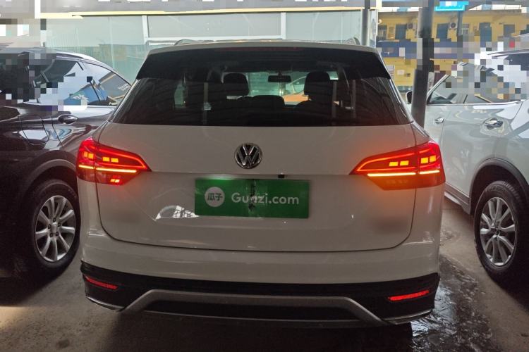 Used Volkswagen Tayron 2019 330TSI Two-Wheel Drive Luxury Model China VI Standard