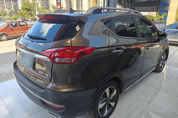 Used  Refine S3 2017 1.6L CVT Luxury Smart Model
