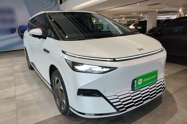 Used XPeng X9 2024 702 Ultra-Long Range Max
