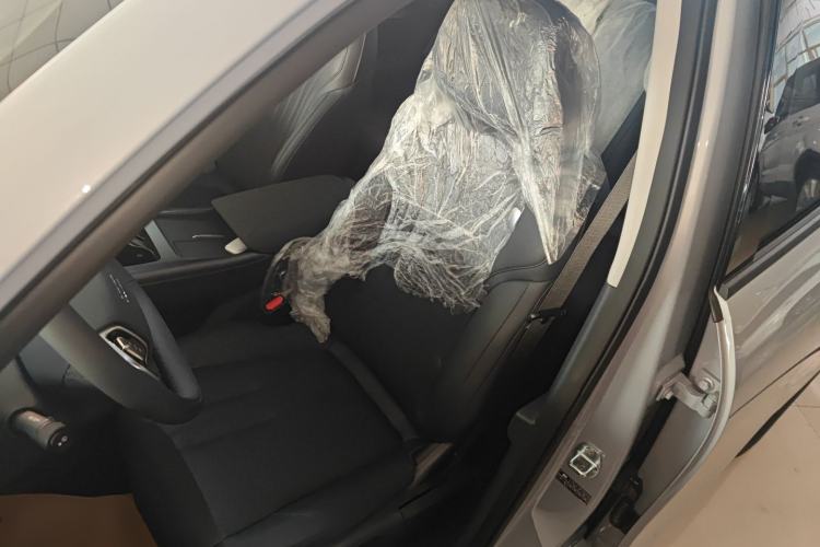 Used  E5 2026 Model 530km Exploration Edition
