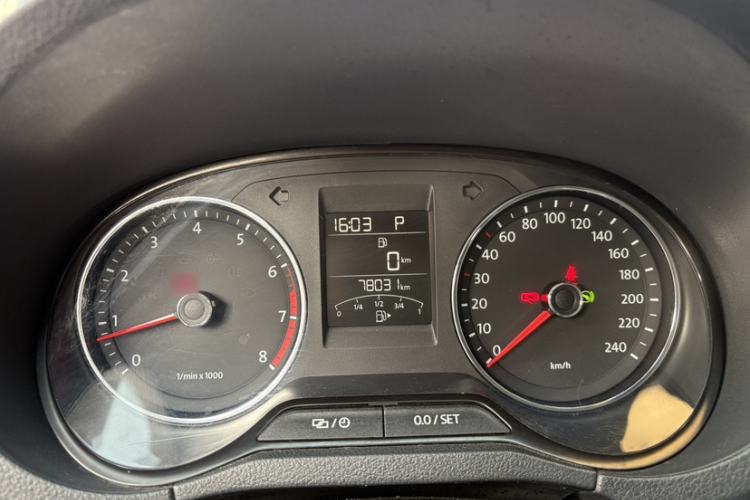 Used Volkswagen Polo 2014 1.6L Automatic Luxury Edition