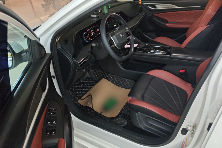 Used Changan Eado 2023 Changan Edition PLUS Blue Whale NE 1.4T GDI DCT Prestige Version