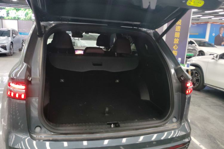 Used Geely Auto Monjaro L 2021 2.0TD DCT EVO Two-Wheel Drive Smart Luxury Version
