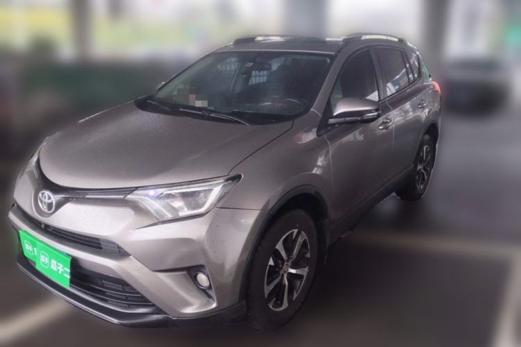 Used Toyota RAV4 2016 2.0L CVT Two-Wheel Drive Fashion Edition China V Standard