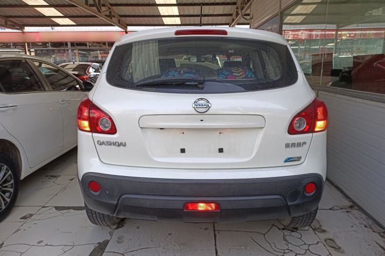 Used Nissan Qashqai 2015 2.0 XV Coolray CVT 2WD
