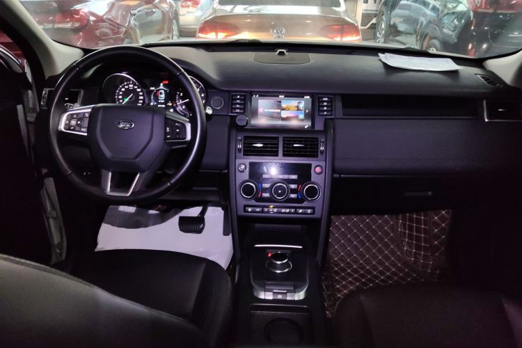 Used Land Rover Discovery Sport 2019 240 PS SE Version China VI Standard