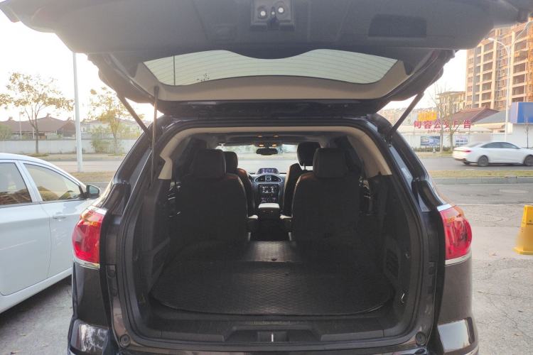 Used Buick Enclave 2014 3.6L Two-Wheel Drive Elite Comfort Version