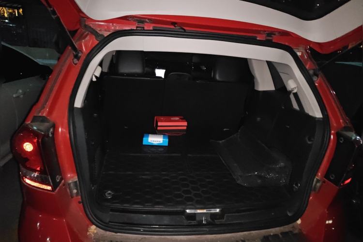 Used Dodge Journey 2013 2.4L Two-Wheel Drive Luxury Version