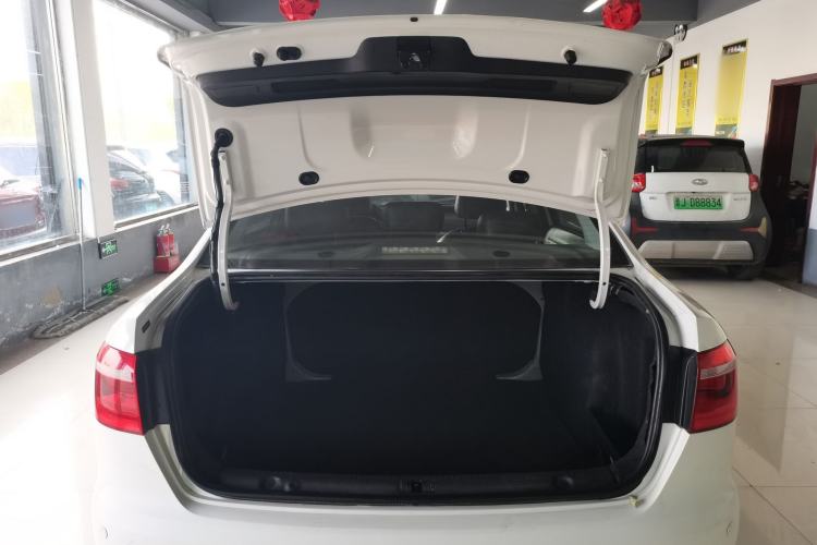 Used Volkswagen Lavida 2013 Revised Classic 1.6L Automatic Fashion Edition