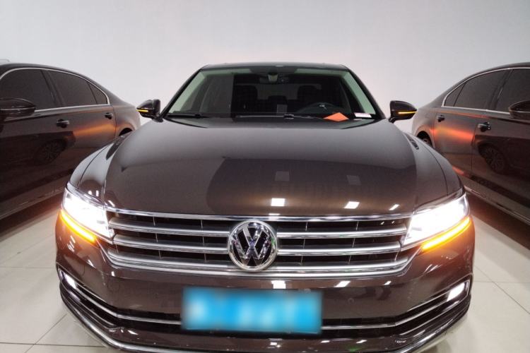 Used Volkswagen Phideon 2019 380TSI Two-Wheel Drive Business Edition China VI Standard
