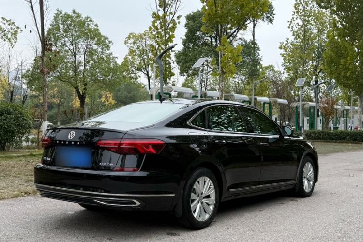 Used Volkswagen Passat 2020 330TSI Elite Edition China VI
