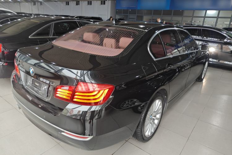 Used BMW 5 Series 2014 525Li Luxury Design Package
