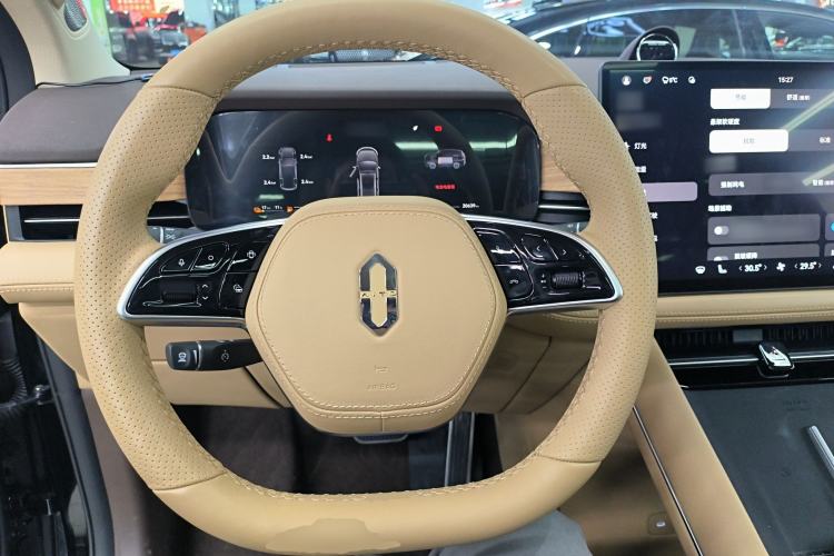 Used Hima AITO M7 2024 1.5T Intelligent Drive 4WD Ultra Version 5 Seats
