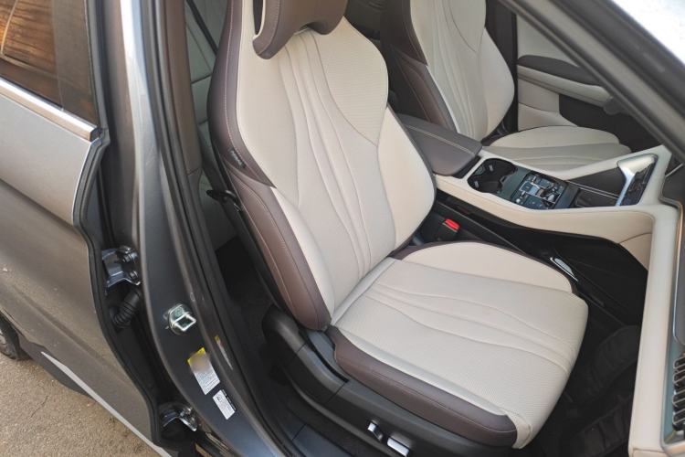 Used BYD Song PLUS New Energy 2025 DM-i 112KM Prestige Model
