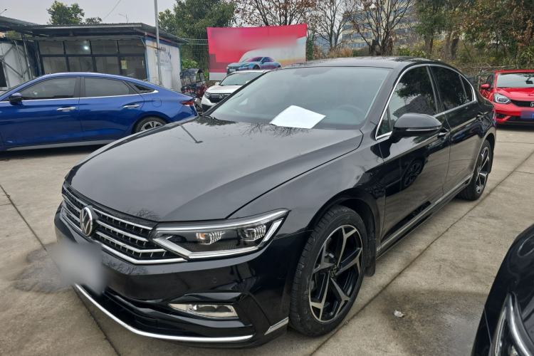 Used Volkswagen Magotan 2023 2 Million Units Commemorative Edition 330TSI DSG Luxury Version
