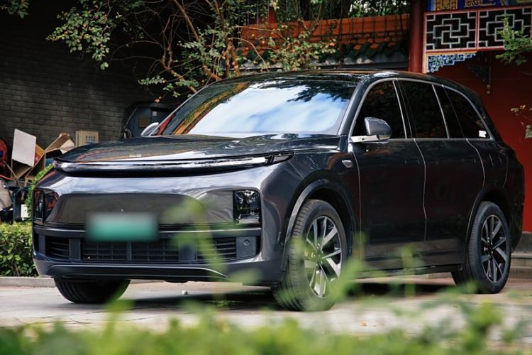 Used Li Auto L8 2023 Air model
