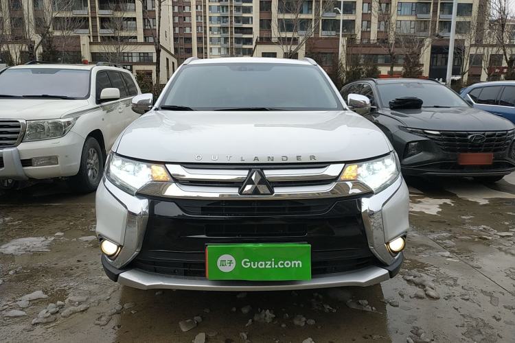 Used Mitsubishi Outlander 2018 2.4L 4x4 Elite Edition 5 Seats