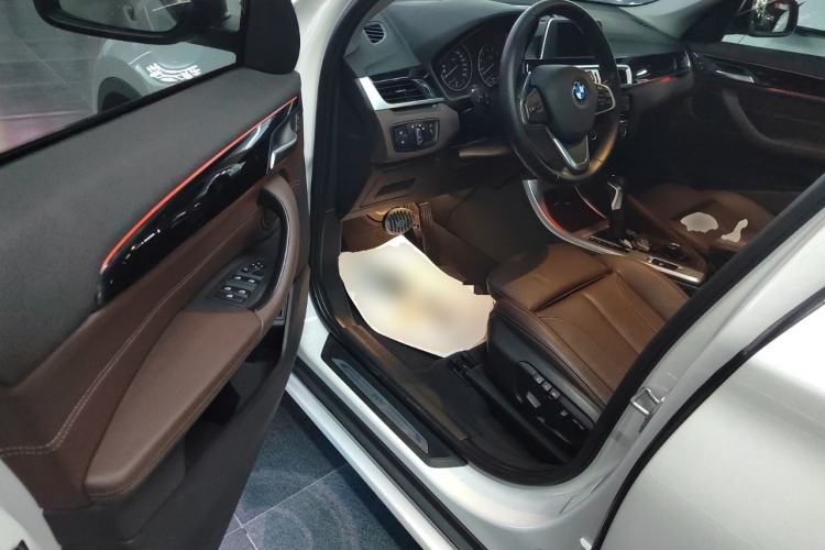 Used BMW X1 2016 sDrive18Li Luxury Model
