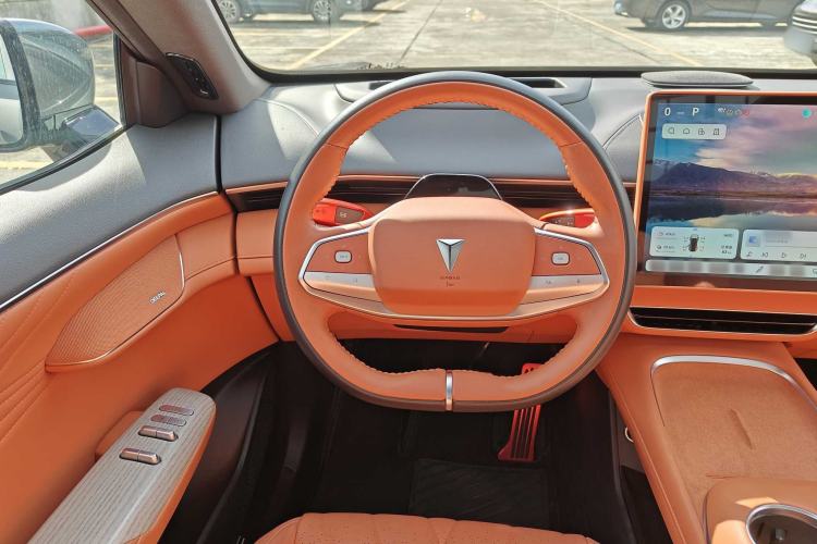 Used  S07 2023 200Max Range-Extended Version