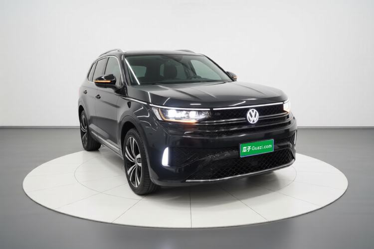 Used Volkswagen Tavendor 2024 Facelifted 380TSI All-Wheel Drive R-Line Cruise Premium Edition
