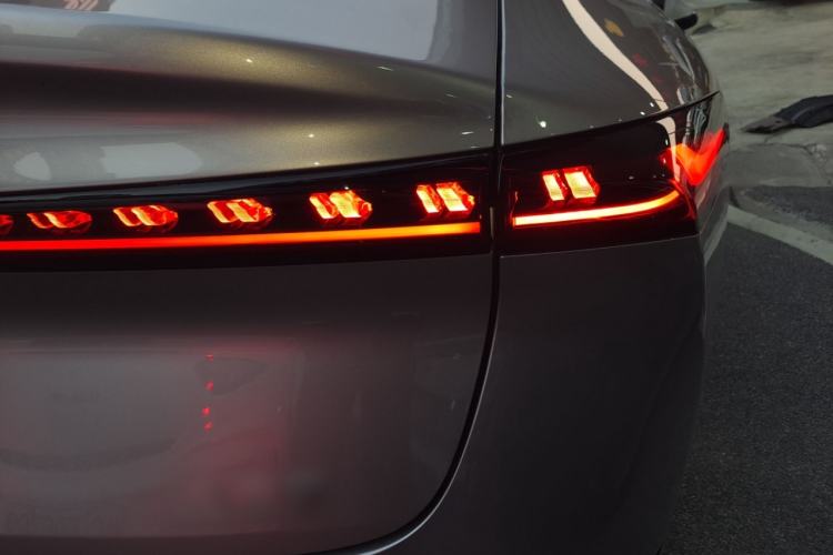 Used  A07 2025 All-Electric "Real Bargain" 525 Luxury Model
