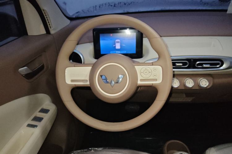 Used Wuling Hongguang MINIEV 2025 Four-Door Version Advanced Edition
