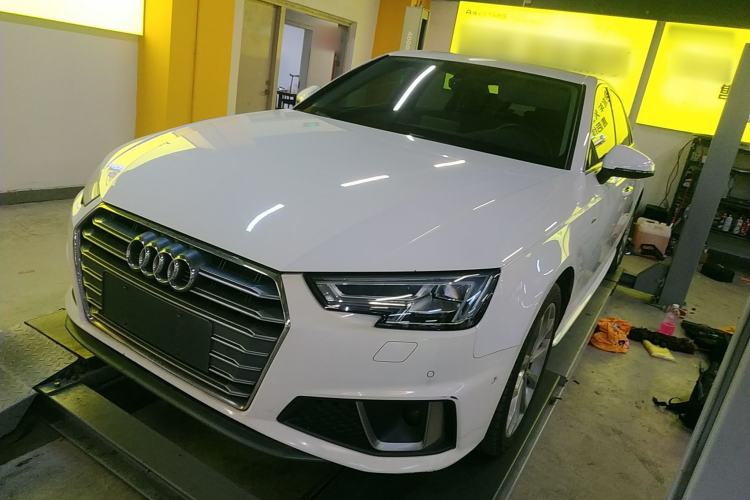 Used Audi A4L 2019 40 TFSI Fashion Edition China VI Emission Standard