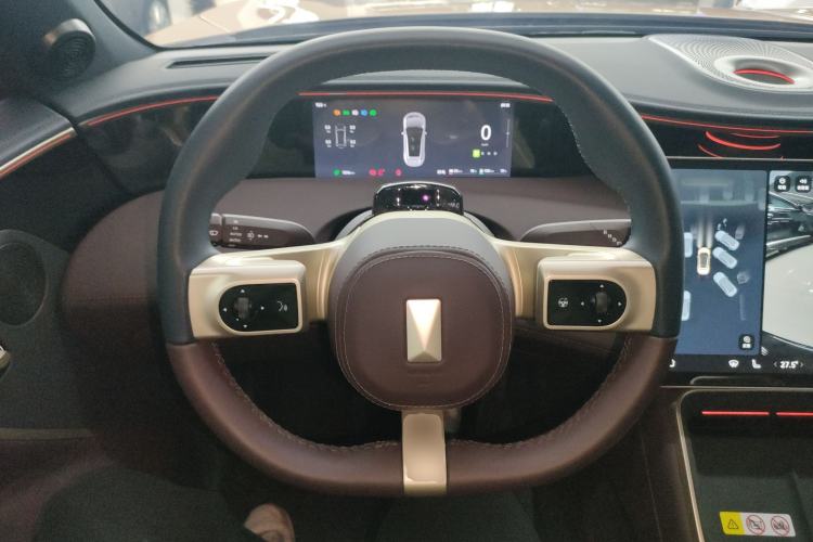 Used Avatr 11 2025 Year Updated Max Extended-Range Version
