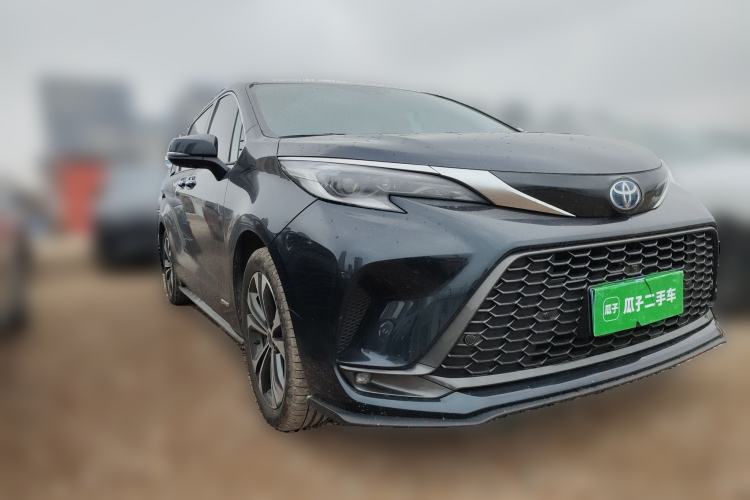 Used Toyota Granvia 2022 2.5L Hybrid Prestige Edition