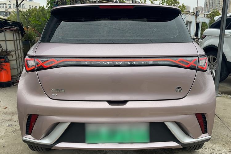 Used BYD Dolphin 2021 405 km Fashion Edition
