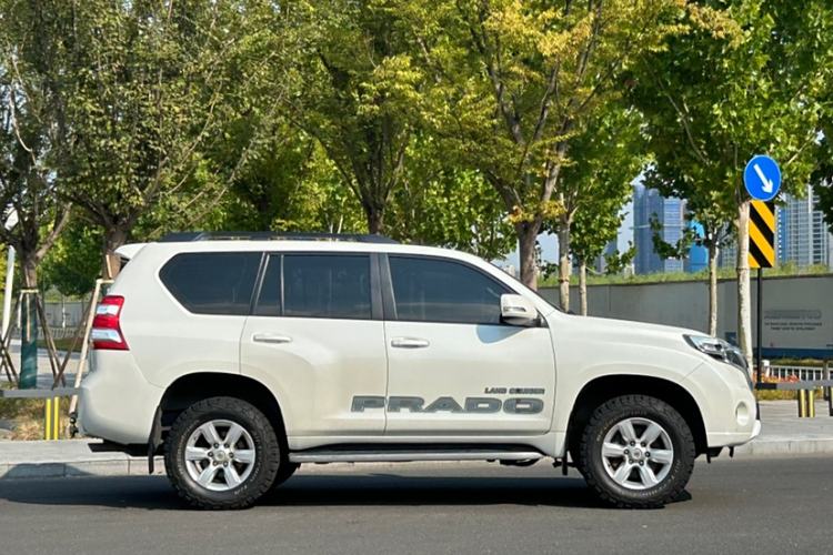 Used Toyota Prado 2016 3.5L Automatic TX-L NAVI
