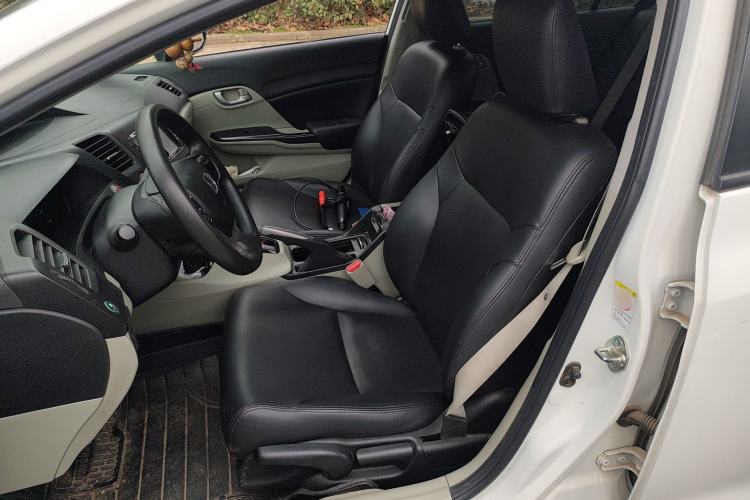 Used Honda Civic 2014 1.8L automatic comfort version
