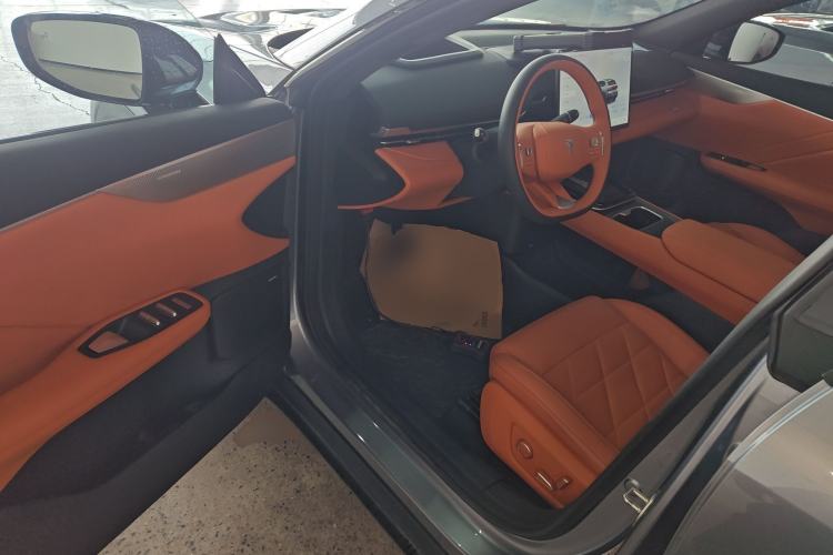 Used  S05 2024 200Max Range-Extended Long-Range Version
