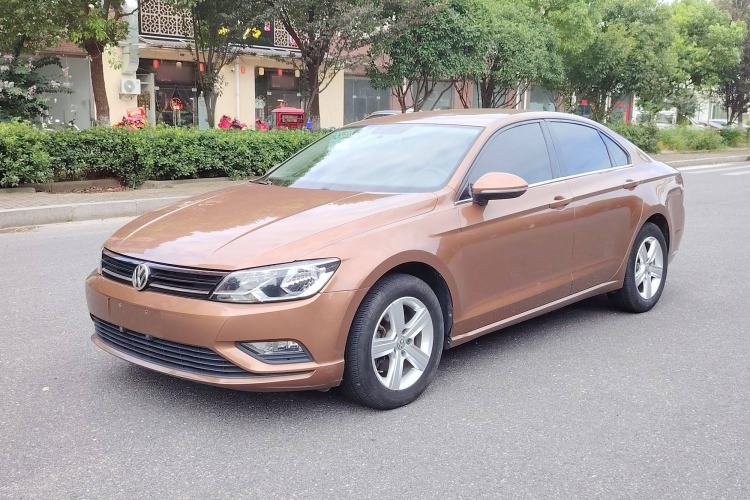 Used Volkswagen Lamando 2015 230TSI DSG Fashion Edition
