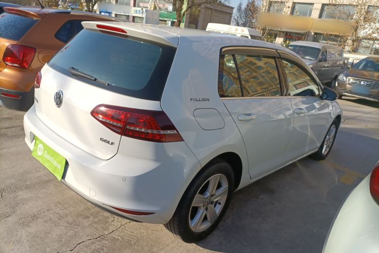 Used Volkswagen Golf 2017 1.6L Automatic Comfort Million-Vehicle Anniversary Edition
