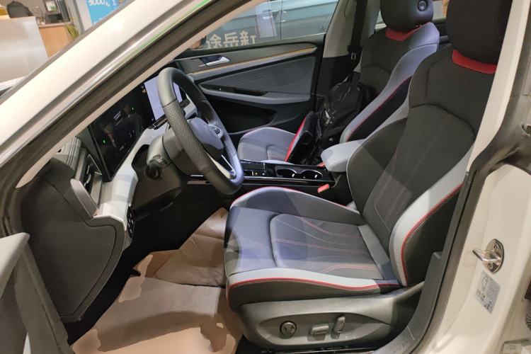 Used Volkswagen Lamando 2024 Lavida L 280TSI DSG Cool & Spicy Edition
