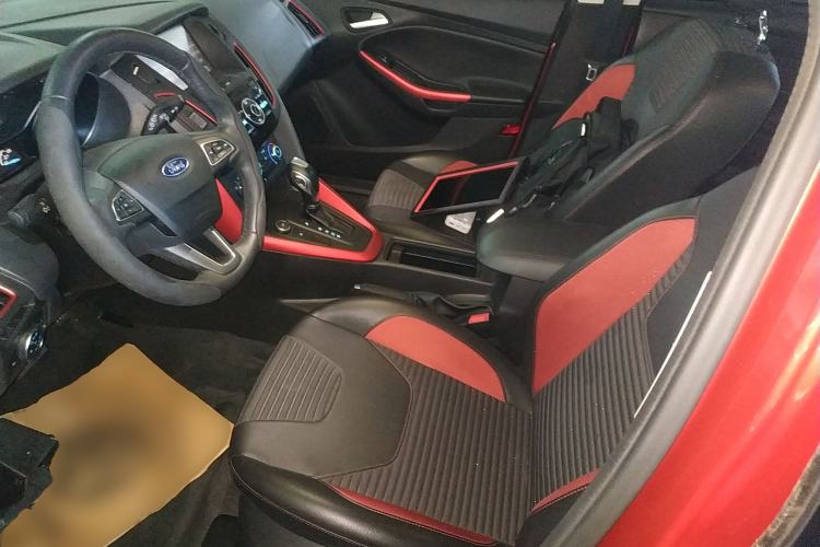 Used Ford Focus 2020 Hatchback Classic 1.5L Automatic Trendy Model
