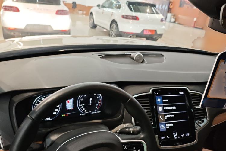 Used Volvo XC90 2018 T6 Zhiyi Edition 7-Seater
