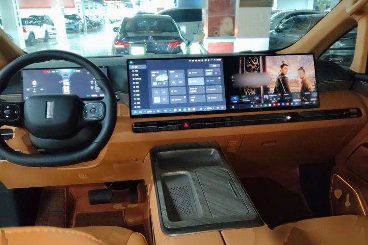 Used Wey Gaoshan 2025 Four-Wheel Drive Alpine 8
