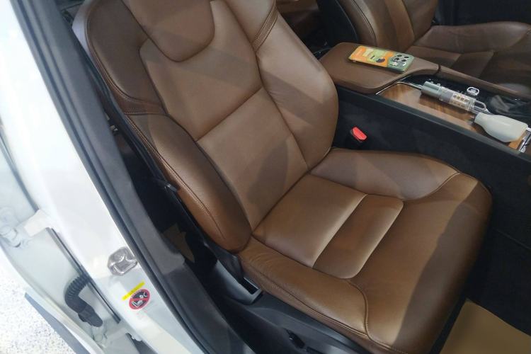 Used Volvo XC90 2020 Facelifted T6 Zhiyi Luxury 7-Seater
