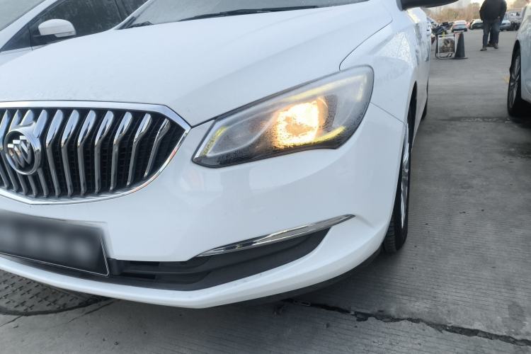 Used Buick GT 2015 15N Automatic Elite Version
