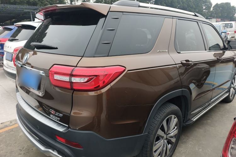 Used Changan CS95 2017 2.0T Two-Wheel Drive Zhituo Edition
