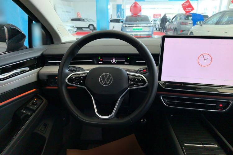 Used Volkswagen ID.7 VIZZION 2024 AIR model
