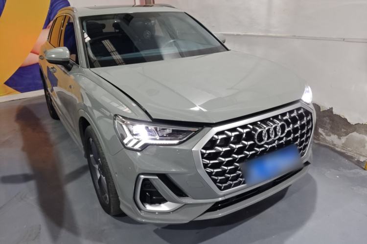 Used Audi Q3 2024 35 TFSI Fashion Dynamic Edition
