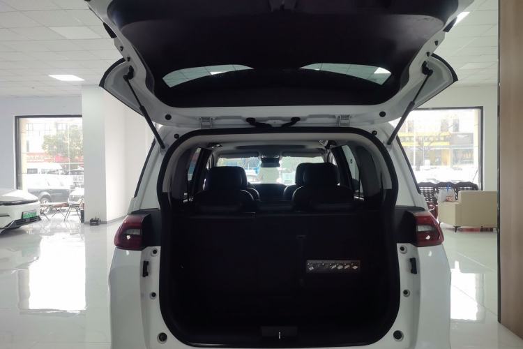 Used GAC Trumpchi M6 2023 PRO 270T DCT Luxury Edition
