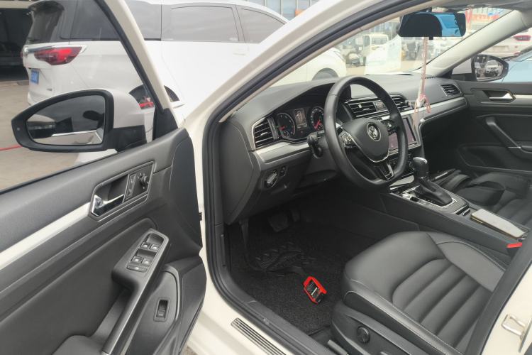 Used Volkswagen Lamando 2019 280TSI DSG Comfort Edition China VI standard
