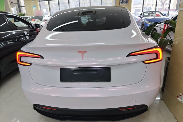 Used Tesla Model 3 2023 Rear-Wheel-Drive Version
