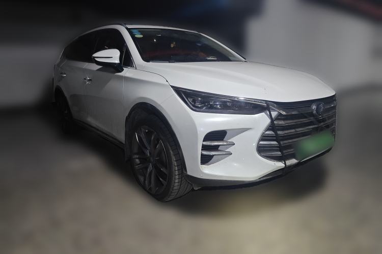 Used BYD Tang New Energy 2018 DM 2.0T All-Wheel Drive Smart Connectivity Luxury Model 7 Seats China V Emission Standard